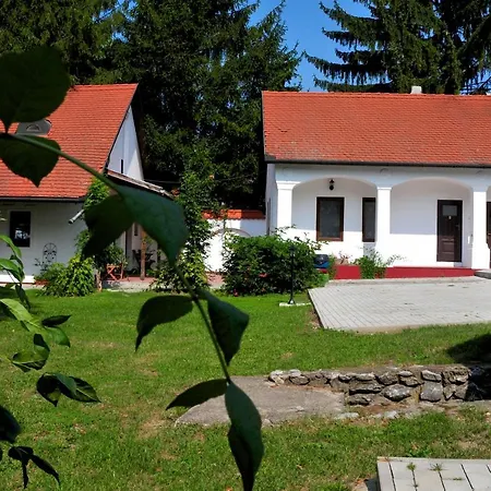 Sylvas1 Es Sylvas2 Vendeghaz בית הארחה Szilvásvárad